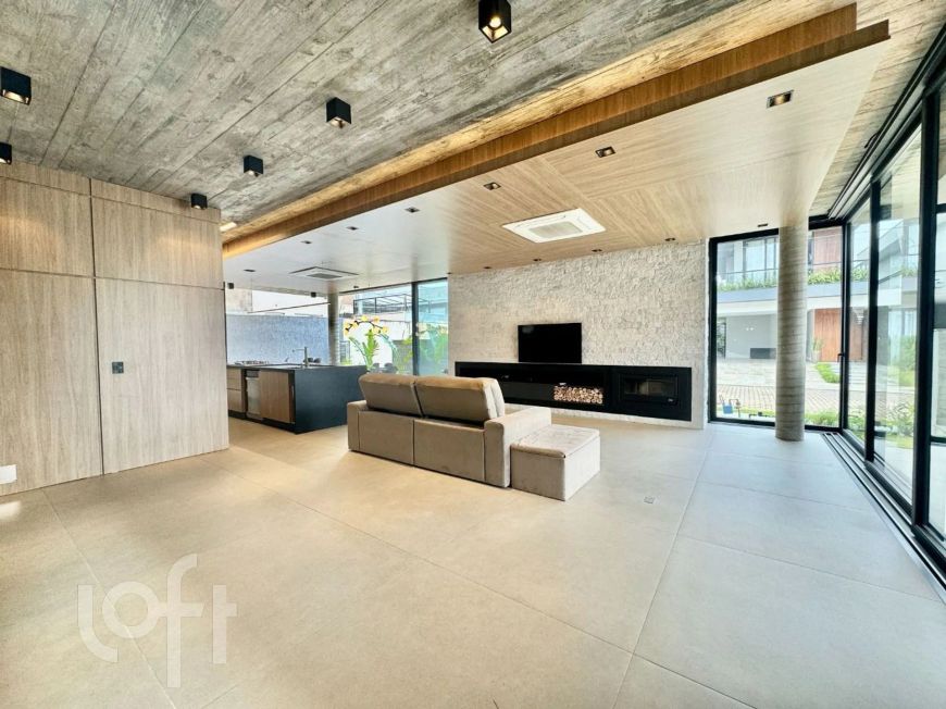 Casa à venda em Igará com 344 m², 4 quartos, 3 suítes, 4 vagas