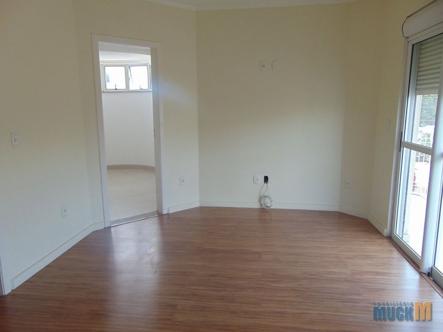 Apartamento com 3 Quartos à Venda no bairro Niterói com 136m²