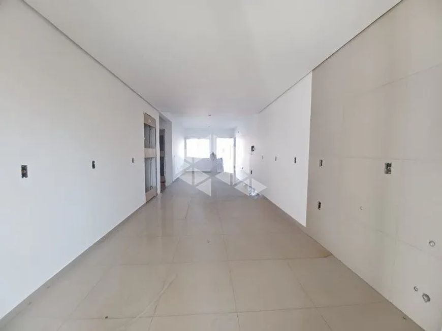 Sobrado 3 dormitórios 2 suítes 2 vagas 183m² área privativa São José Canoas