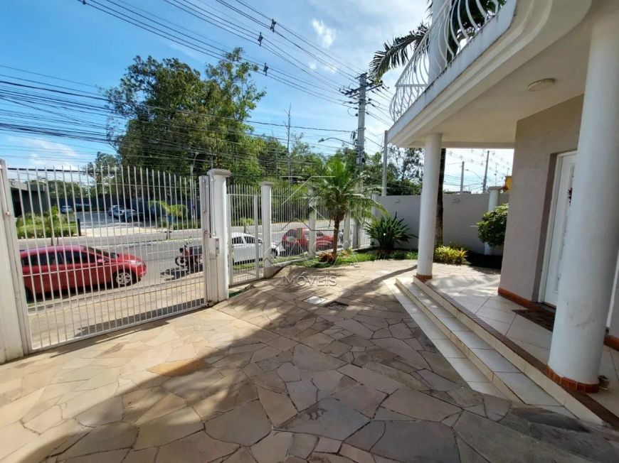 Sobrado à venda