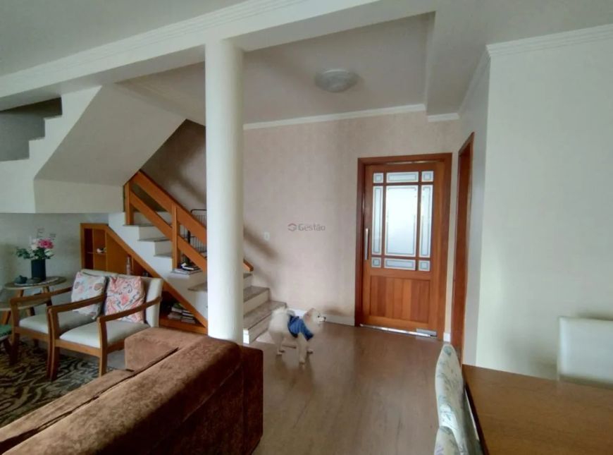 Sobrado à venda em Canoas, Igara - Casa com piscina e churrasqueira REF: G4674