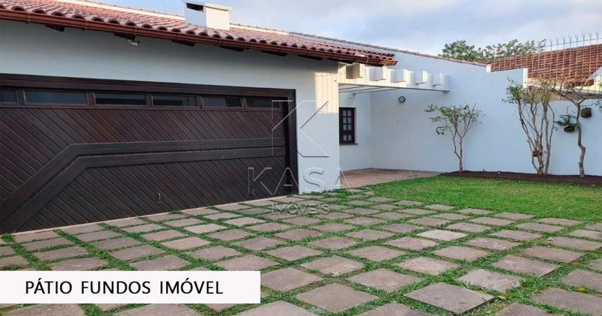 Sobrado à venda em Canoas.