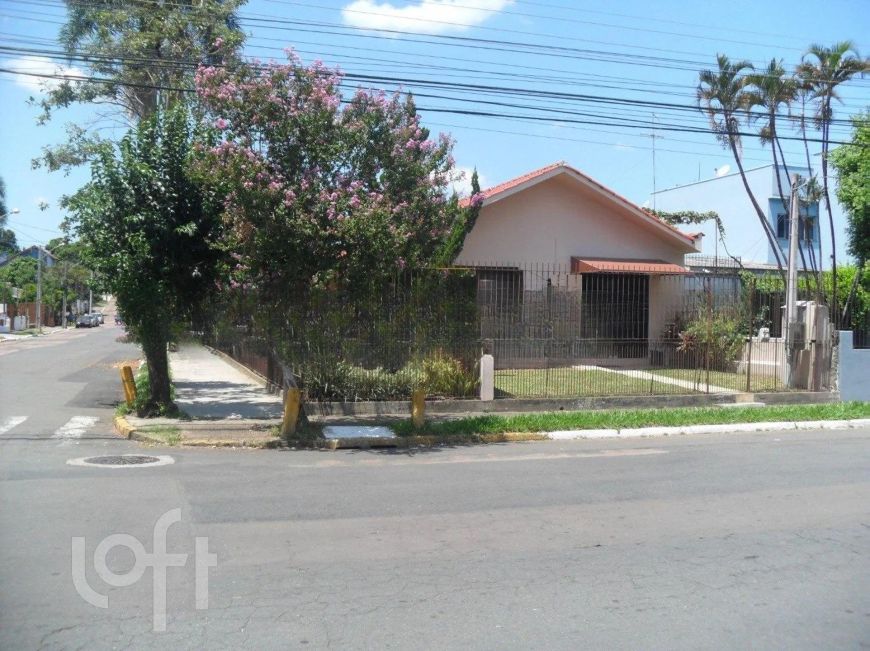 Casa à venda em Igará com 99 m², 4 quartos, 2 vagas
