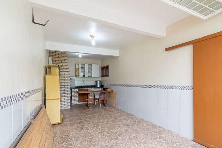 Casa com 3 Dormitorio(s) localizado(a) no bairro Niterói em Canoas / Ref.:OR