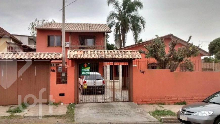 Casa à venda em Marechal Rondon com 131 m², 3 quartos, 1 vaga