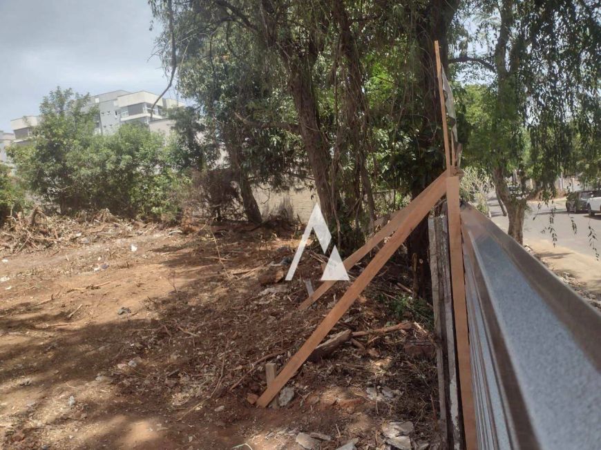 Terreno à venda, 550m² por R$489.000 - Nossa Senhora das Graças - Canoas/RS