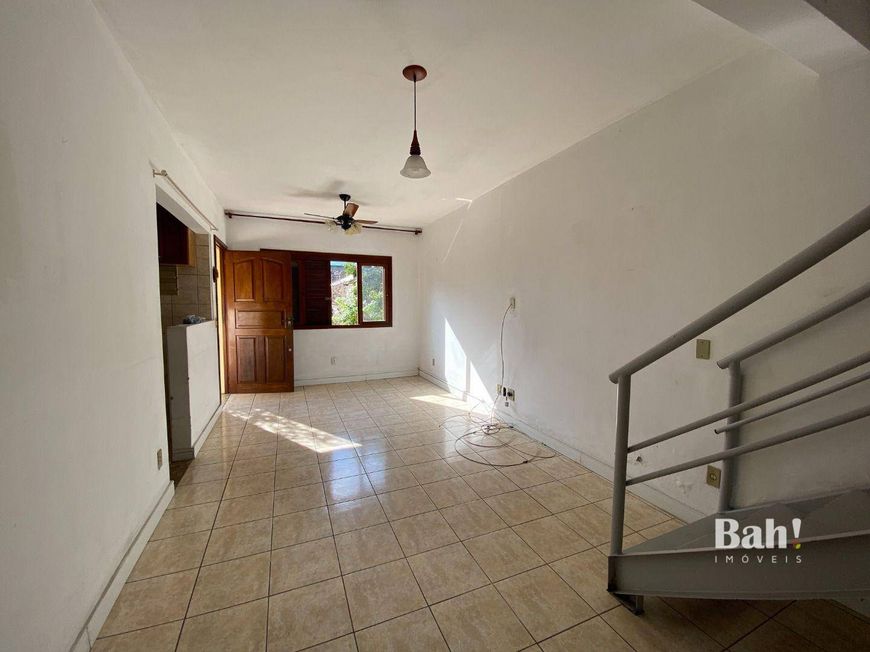 Sobrado com 3 dormitórios à venda, 160 m² por R$ 840.000,00 - Centro - Canoas/RS