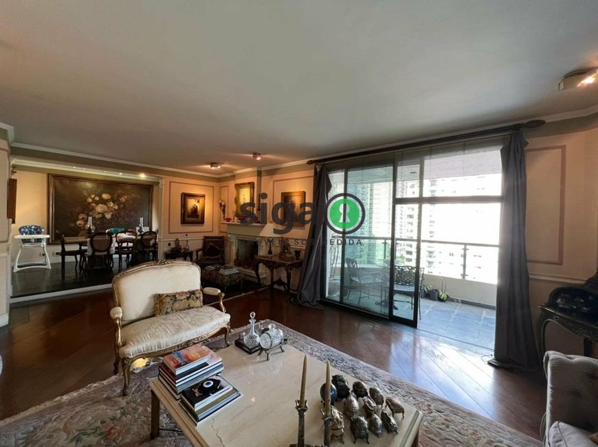 Apartamento a venda com 4 suítes e 4 vagas no Itaim Bibi -SP