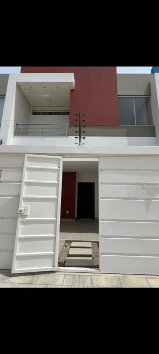 Casa Duplex no Bairro Jatobá
