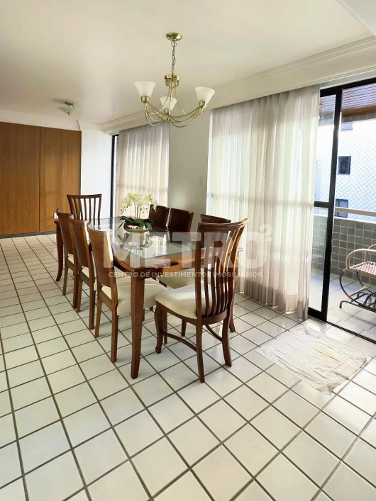 Apartamento à venda no Edf. Flamboyant com 3 quartos, PETROLINA - PE