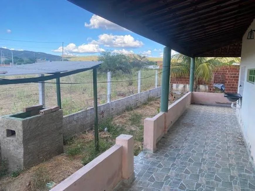 Casa no povoado do Capim.