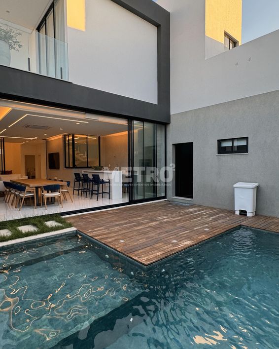 Casa com 5 suítes, Piscina, Área gourmet, Ambientes integrados