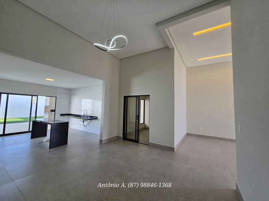 **Incrível Casa Térrea em Terreno de 463 m²!**