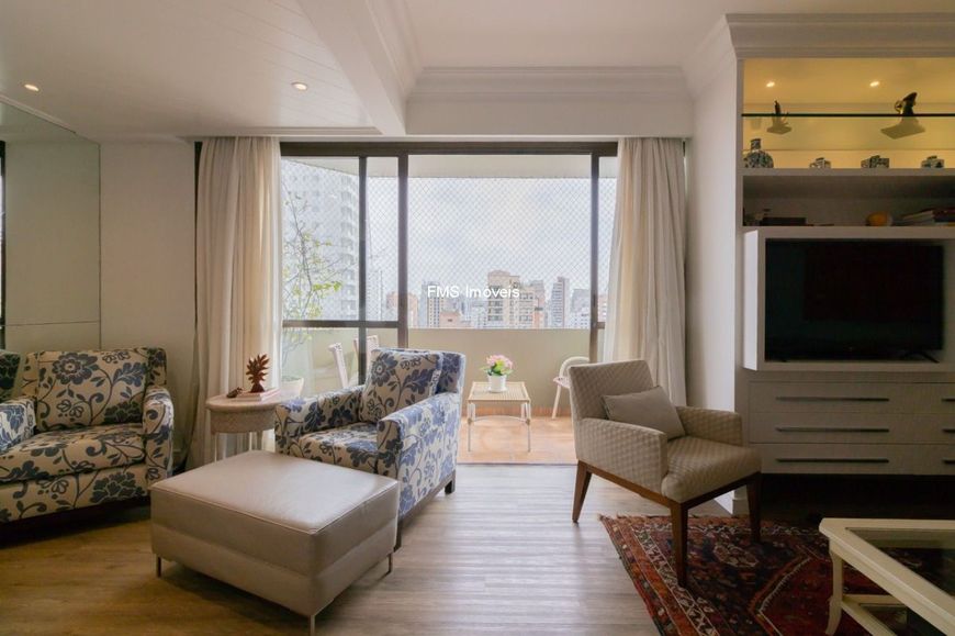 3 Dormitórios para locação de 170m² em Moema
