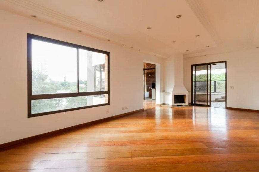 Apartamento a venda com 238m2 em Moema SP