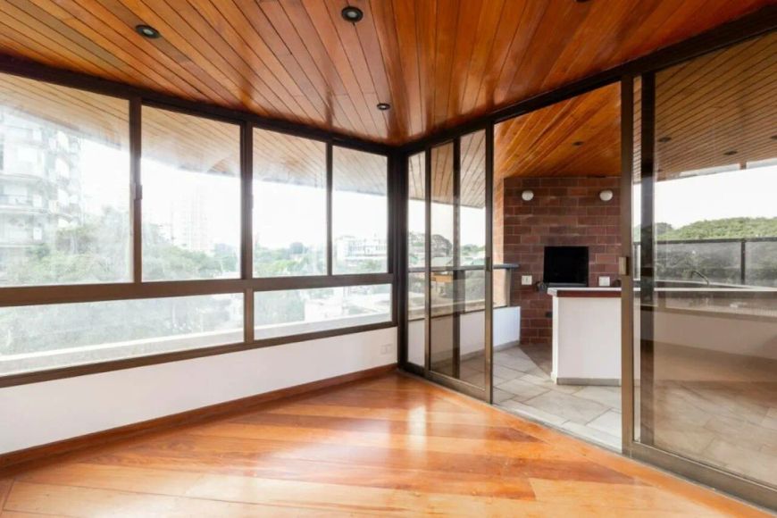 Apartamento a venda com 238m2 em Moema SP