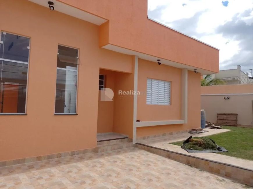 Imóvel para venda possui 80 metros quadrados com 3 quartos em Piracangaguá - Taubaté - SP