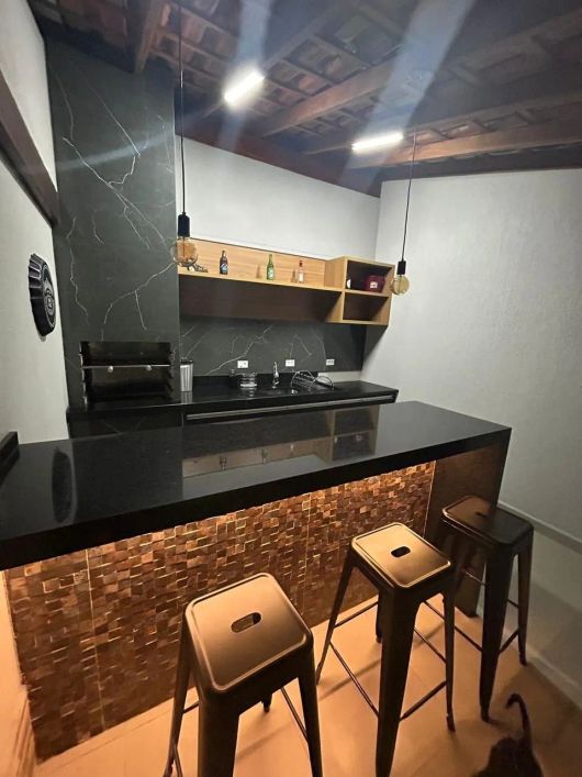 Imóvel para aluguel com 77 metros quadrados com 2 quartos em Vila dos Comerciários 2 - Taubaté - SP