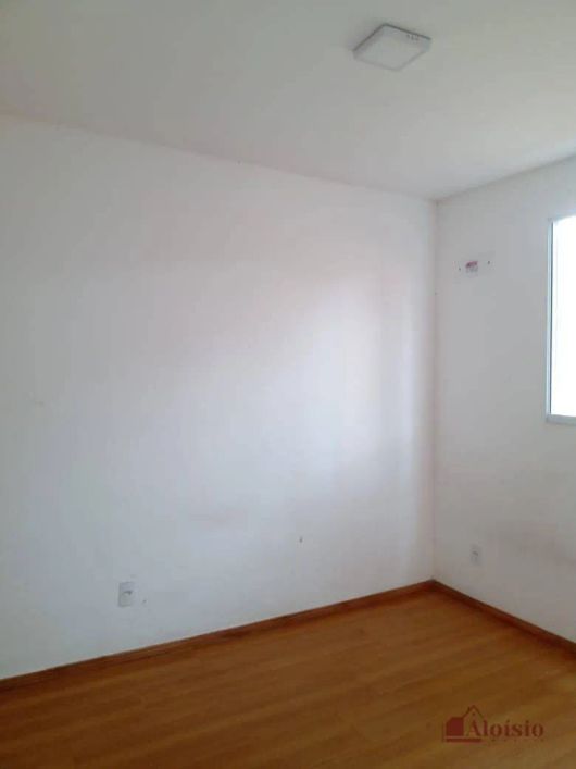 Apartamento com 2 dormitórios à venda, 49 m² por R$ 190.000,00 - Granjas Santa Terezinha - Taubaté/S