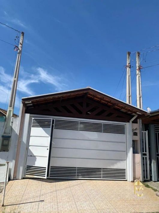 Casa com 2 dormitórios à venda, 90 m² por R$ 375.000 - Barreiro - Taubaté/SP