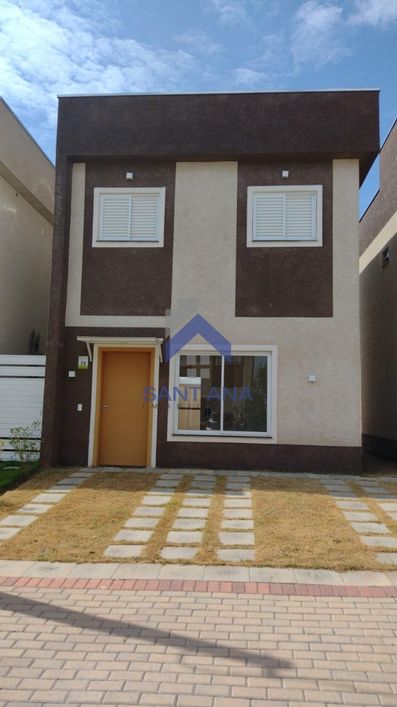 SOBRADO COM 100 M² COM 3 DORMITORIOS SENDO 1 SUITE NO AMENDOEIRAS EM TAUBATE /SP
