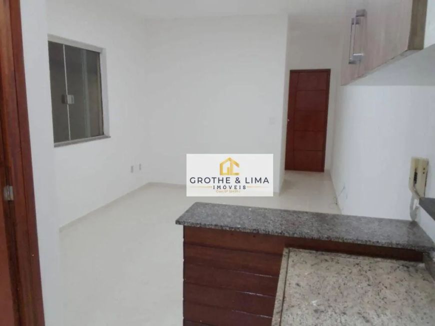Apartamento com 3 dormitórios à venda, 80 m² por R$ 220.000 - Jardim Continental II - Taubaté/SP