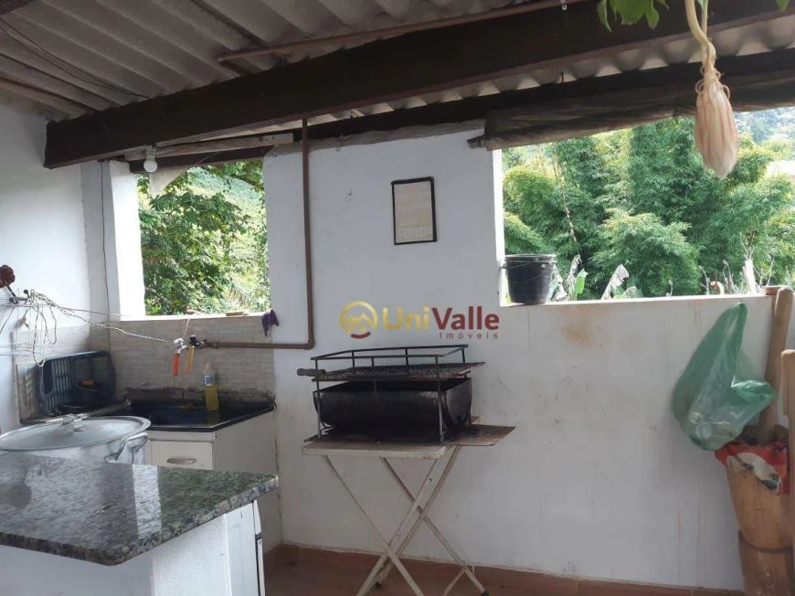 Chácara com 3 dormitórios à venda, 1970 m² por R$ 240.000,00 - Santa Luzia Rural - Taubaté/SP