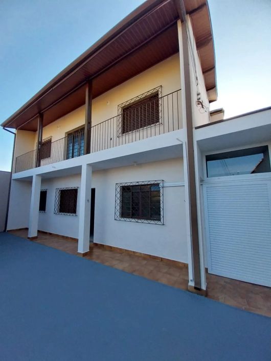 Oportunidade!! 2 casas independentes na Chácara do Visconde!!