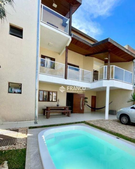 Sobrado com 3 dormitórios à venda, 217 m² - Jardim Continental 2 - Taubaté/SP