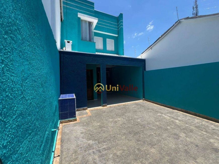 Sobrado com 3 dormitórios à venda, 120 m² por R$ 630.000,00 - Vila Iapi - Taubaté/SP