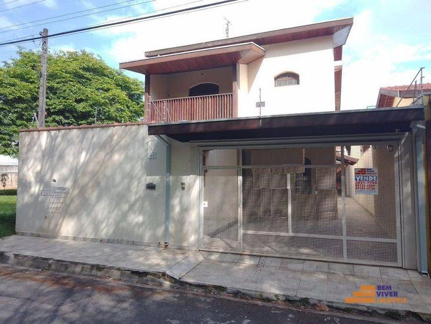 Casa com 4 dormitórios à venda, 260 m² por R$ 680.000,00 - Granja Daniel - Taubaté/SP