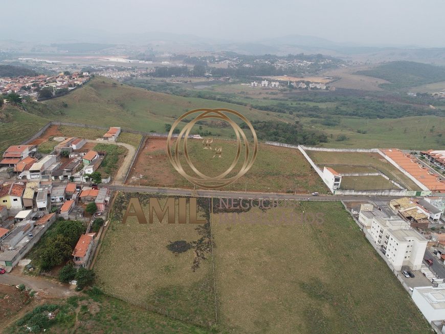 RA Amil Negócios Imobiliários vende: Terreno com 1.239.98m² na Chácara Fonte Imaculada Conceição pró