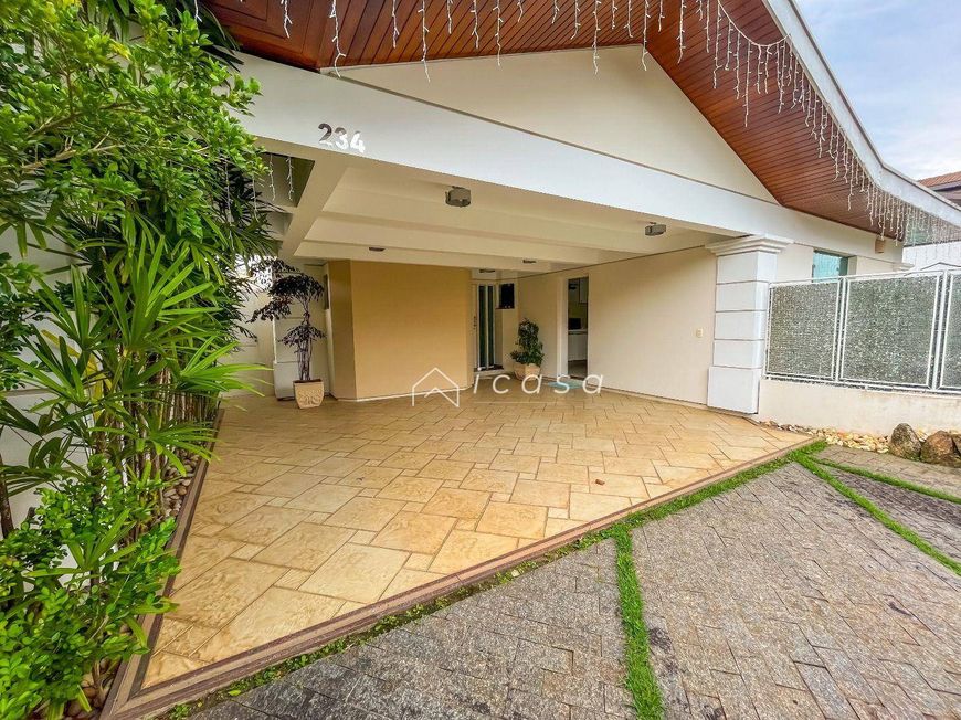 Sobrado com 5 dormitórios à venda, 392 m² por R$ 2.900.000,00 - Condomínio Village Taubaté - Taubaté