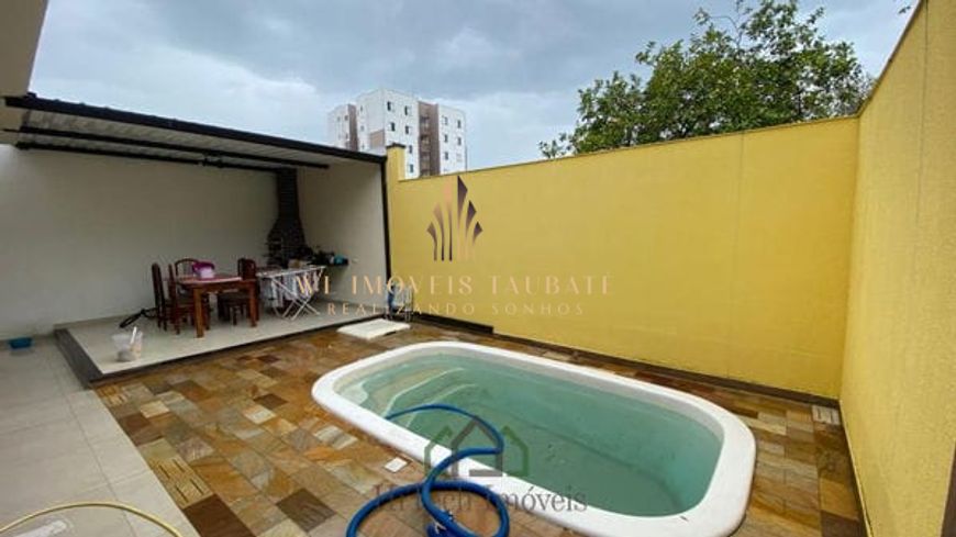 Casa à venda 4 Quartos, 2 Vagas, 240M², Jardim Morumby, Taubaté - SP