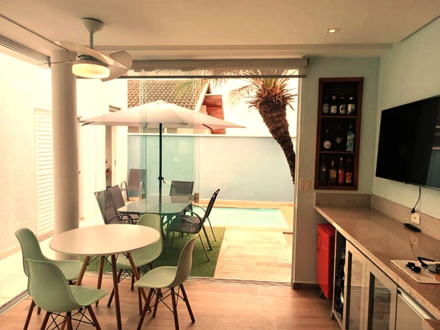 OPORTUNIDADE!!! EXCELENTE CASA SEMI-MOBILIADA EM CONDOMÍNIO