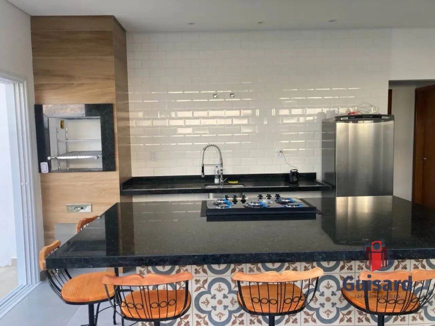 Térrea para venda possui 130 metros quadrados com 3 quartos em Condominio Cataguá Way - Taubaté - SP