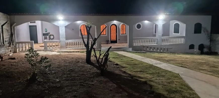 Chácara com 2 dormitórios à venda, 1000 m² por R$ 676.000,00 - Sete Voltas - Taubaté/SP