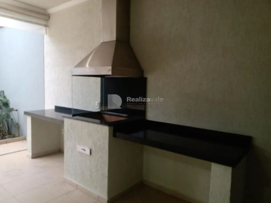 Casa à venda em Taubaté, Loteamento Fernando Camargo Nogueira, com 3 quartos, com 150 m²