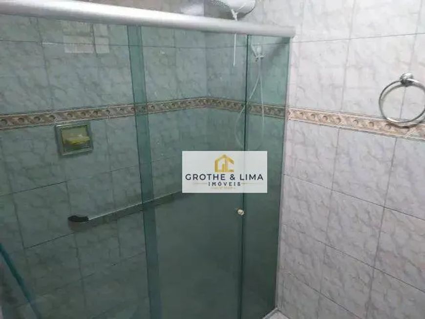 Linda casa em Taubaté.