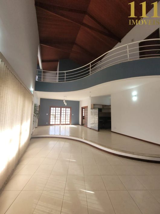 Residência no Residencial Taubaté Village