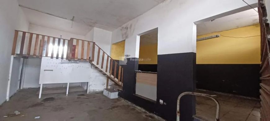 Ponto à venda em Taubaté, Chácara Santa Luzia, com 420 m²