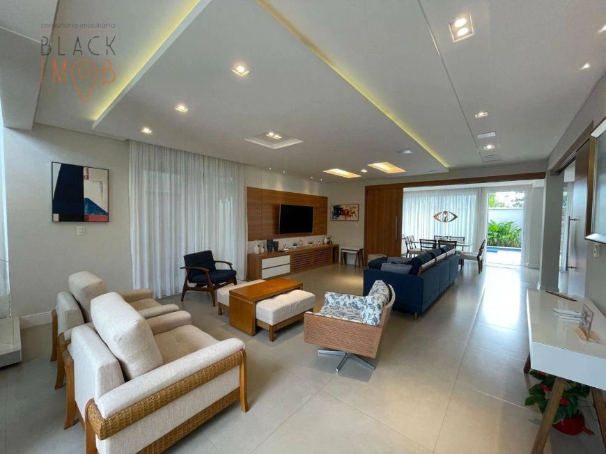 Casa com 3 dormitórios à venda, 363 m² por R$ 3.200.000,00 - Condomínio San Marco - Taubaté/SP