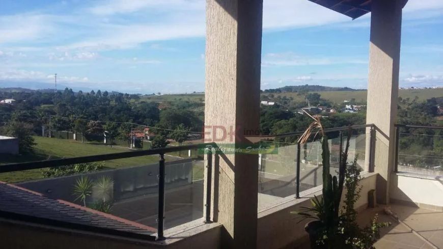 Excelente Casa com 3 dormitórios à venda no Condomínio Reserva Altos do Cataguá