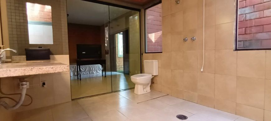 Imóvel para venda tem 460 metros quadrados com 3 quartos em Chácaras Cataguá - Taubaté - SP