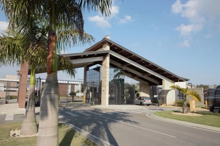 Condomínio San Marco - lindo sobrado com espaço gourmet e piscina - estuda PERMUTA!