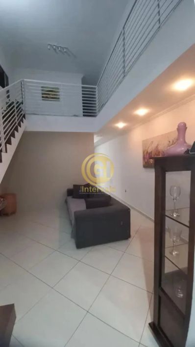 Casa à venda em Taubaté-SP, Parque Aeroporto: 3 quartos, 1 suíte, 1 sala, 3 banheiros, 1 vaga, 135,4