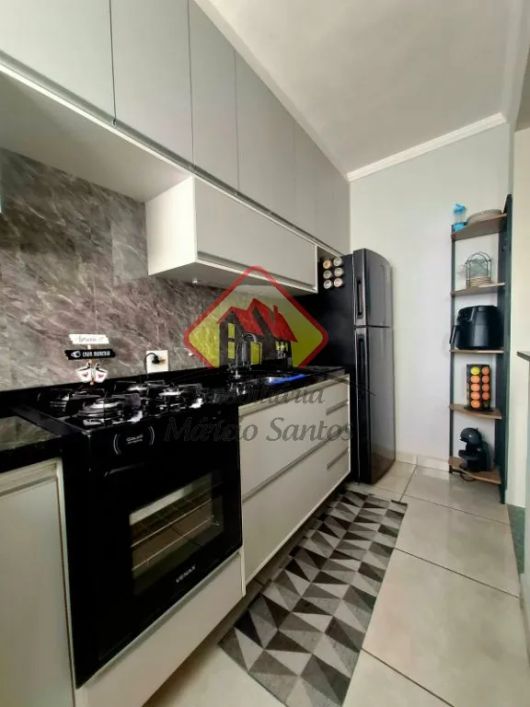 Apartamento diferenciado, todo reformado no Estiva em Taubaté. Com planejados...
