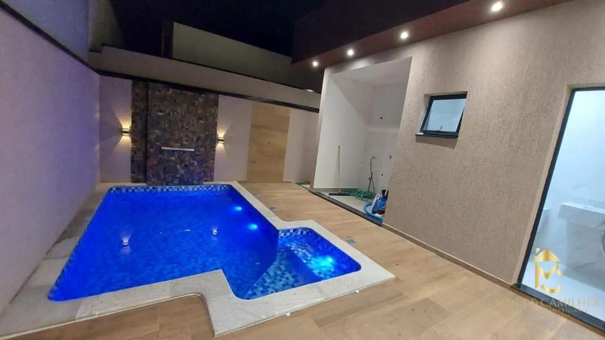 Casa em condomínio à Venda em Condomínio Ouro Ville, Taubaté - SP