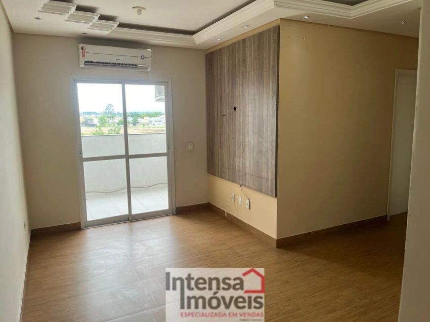 Apartamento à venda no bairro Parque São Luís - Taubaté/SP