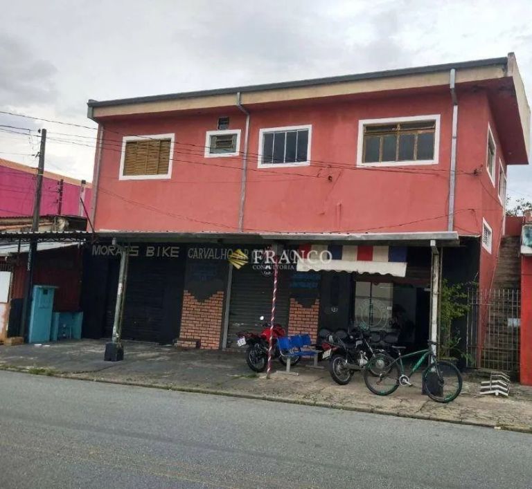 Sobrado à venda, 200 m² por R$ 650.000,00 - Jardim Gurilândia - Taubaté/SP